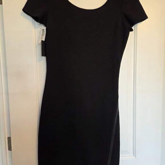 Aritzia Talulu Black short sleeve knee length dress with low back size L NWT - Picture 2 of 8